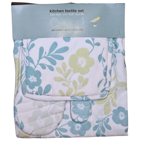 Floral Kitchen Textile Set Matching Apron, Pot Holder, And Tablecloth 3pc Set - Picture 1 of 6